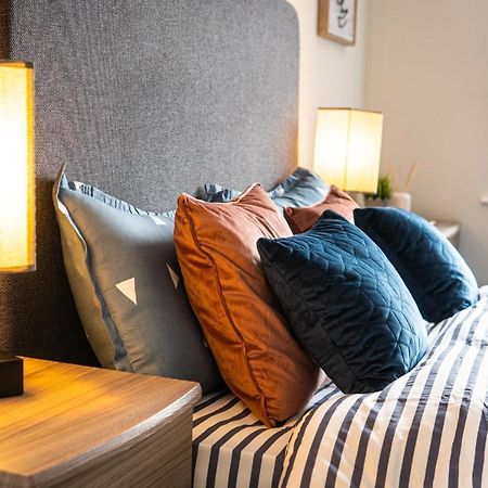 ✪ Leisure/Business ✪ 1 Bedroom Apt , Free Parking 스완지 외부 사진